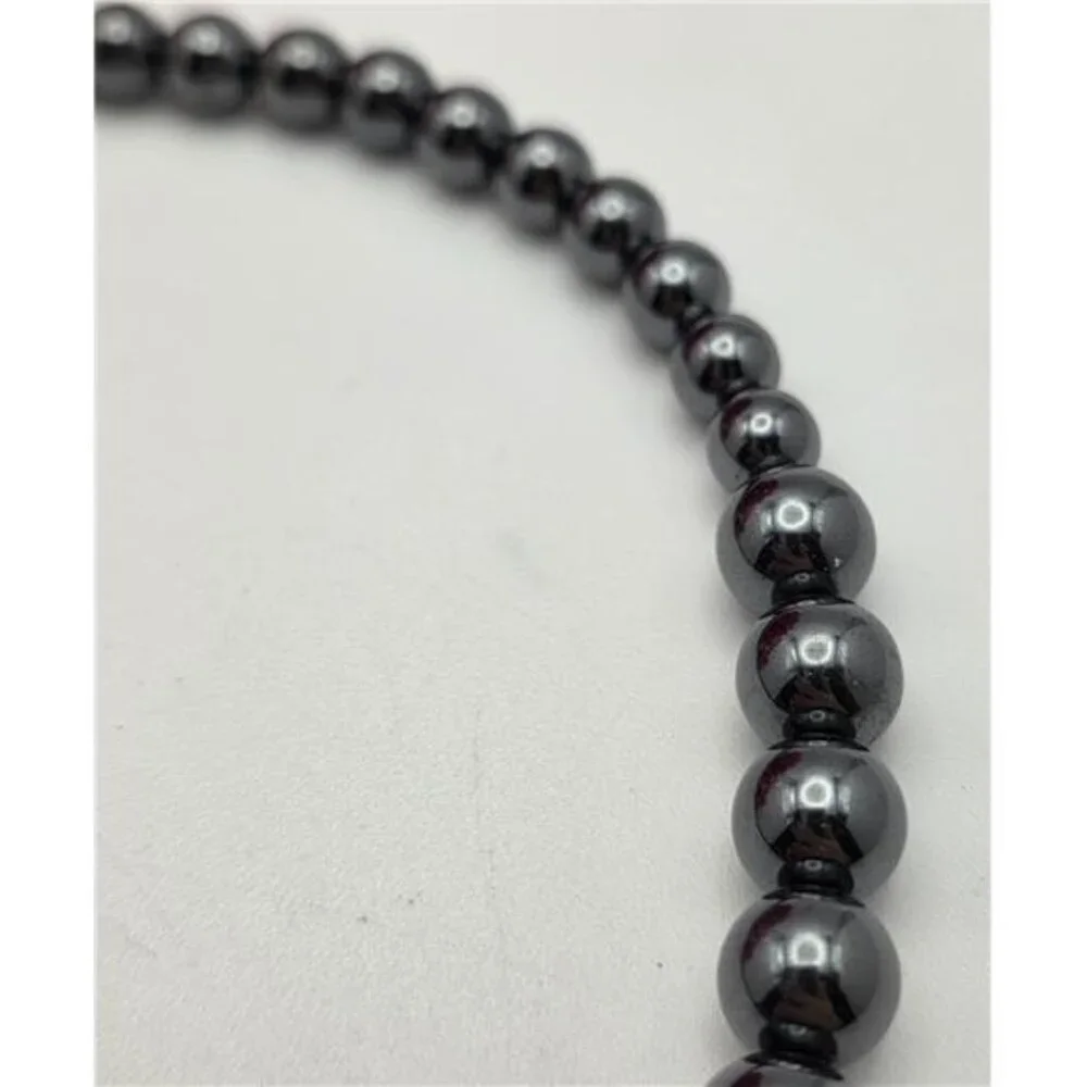 Vintage Hematite Bead Necklace 19 In Gold Tone Barrel Clasp Geometric Statement
